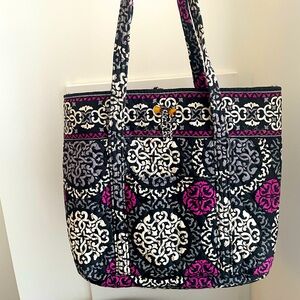 Vera Bradley Canterberry Tote Bag - Gently Used